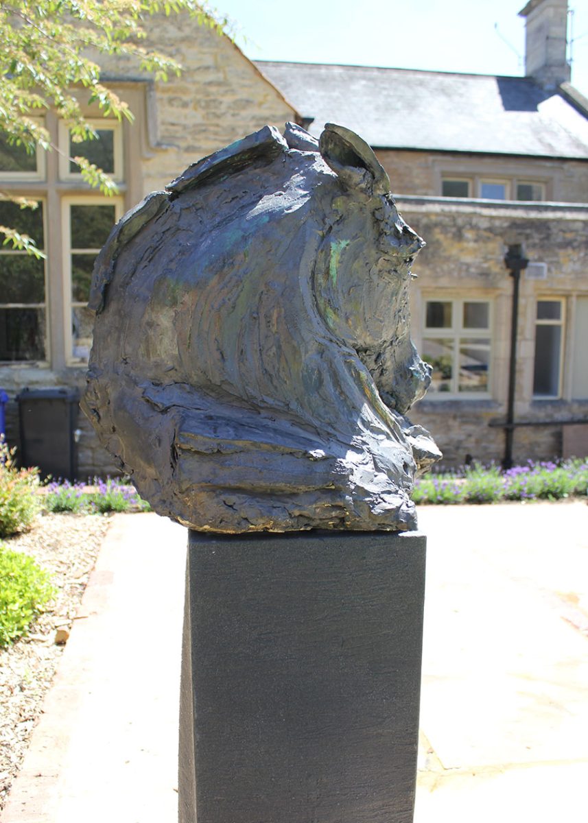Gwenda-Jones-Sculpture-In-the-Sculpture-Garden-Yardley-Arts-Open-26-Equs-Horse-Sculpture-Exterior-Interior-Ceramic-Stoneware-Sculpture-Open-Gardens