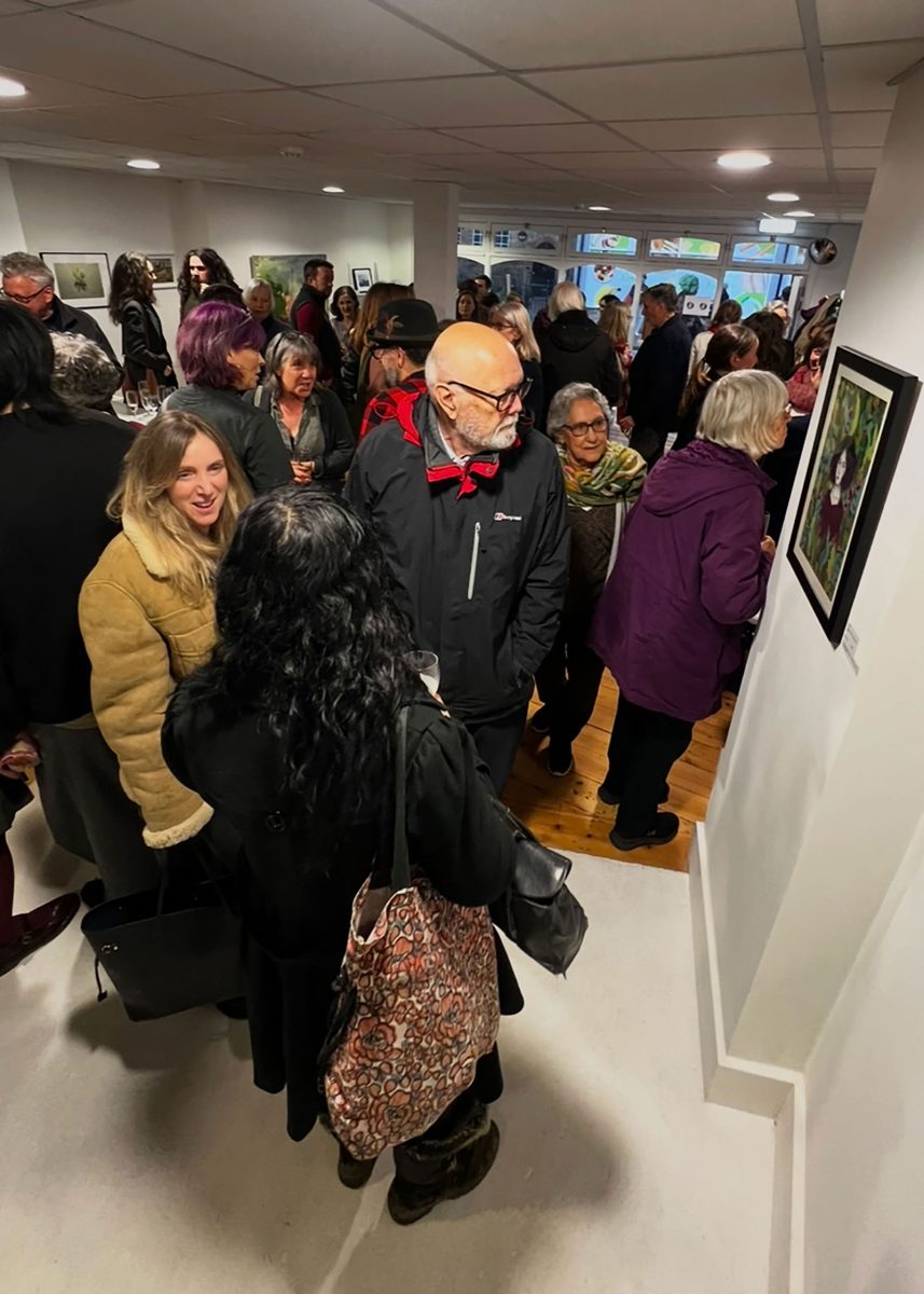 Rona-Painting-Gallery-Jericho-Oxford-Women-for-Women-VI-International-Womens-Day-Packed-PV