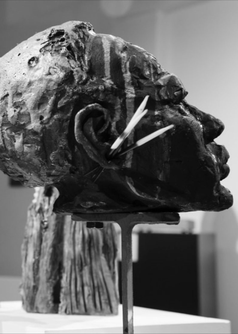 The-Sculptre-Gallery-Corn-Exchange-Leeds.B&W