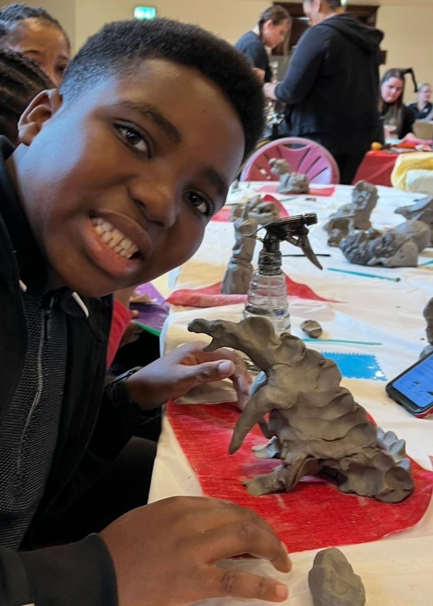 WALSALL-MAKERS-FEST-DROP-IN-CLAY-WORKSHOP.....